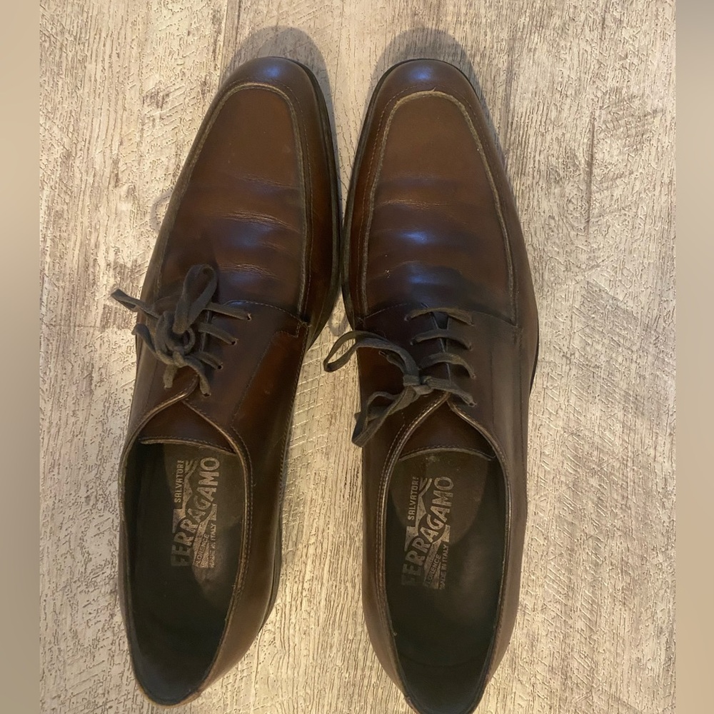 Salvatore Ferragamo leather dress shoes